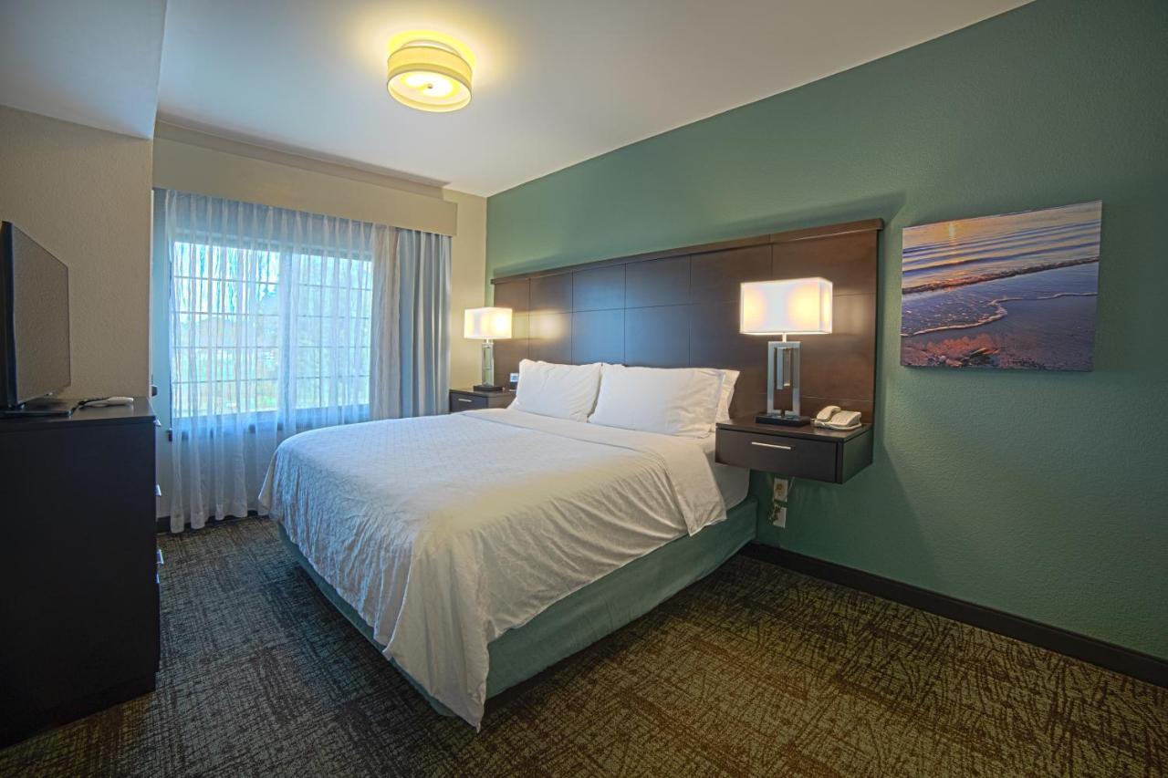 Staybridge Suites Houston-Nasa Clear Lake By Ihg Webster Exterior photo