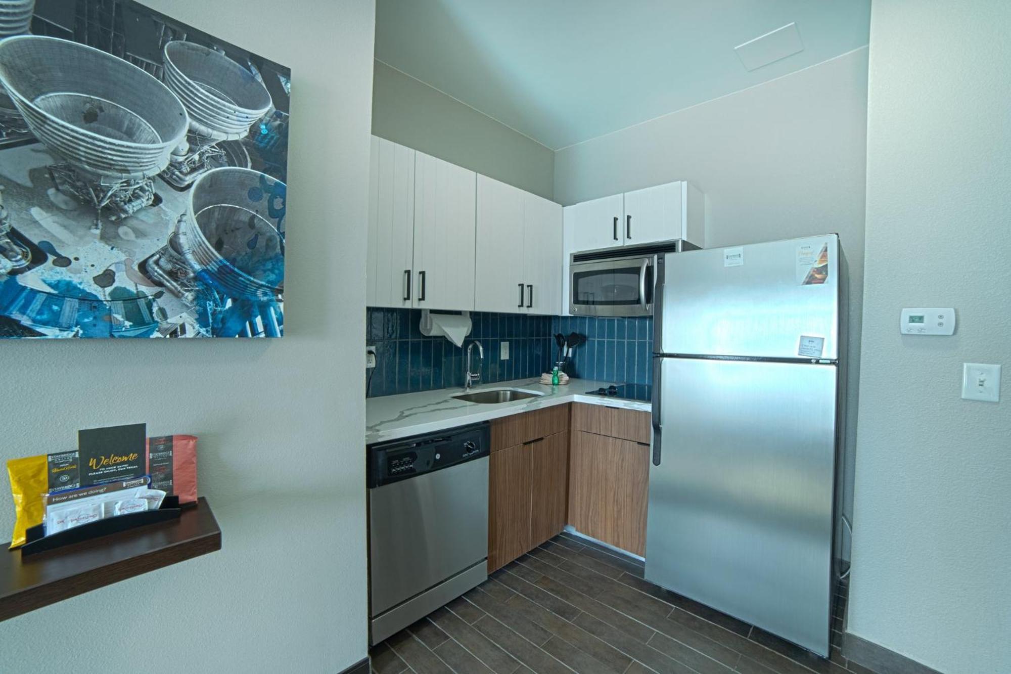 Staybridge Suites Houston-Nasa Clear Lake By Ihg Webster Exterior photo